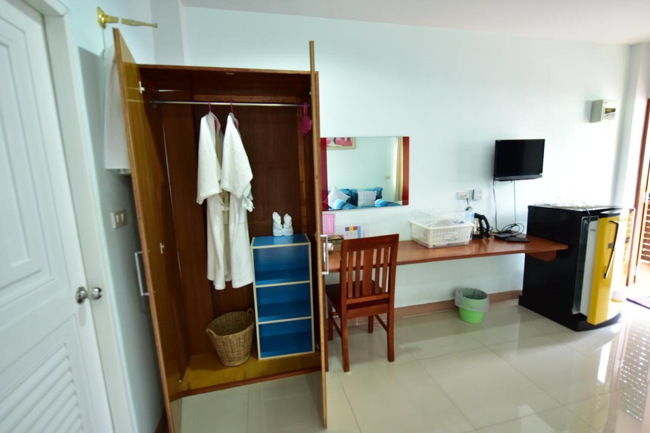 Kt Knight Hotel Сурин Екстериор снимка